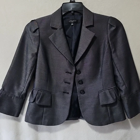 Nine West Gray 3 Button 3/4 Sleeve Blazer Size 4P - Picture 6 of 10
